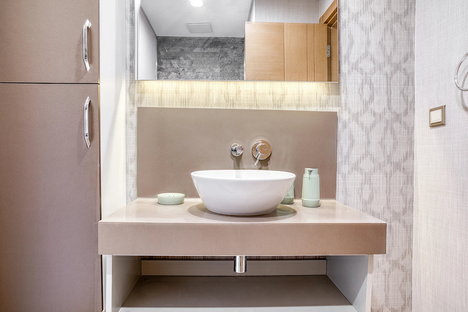 Banyo 2