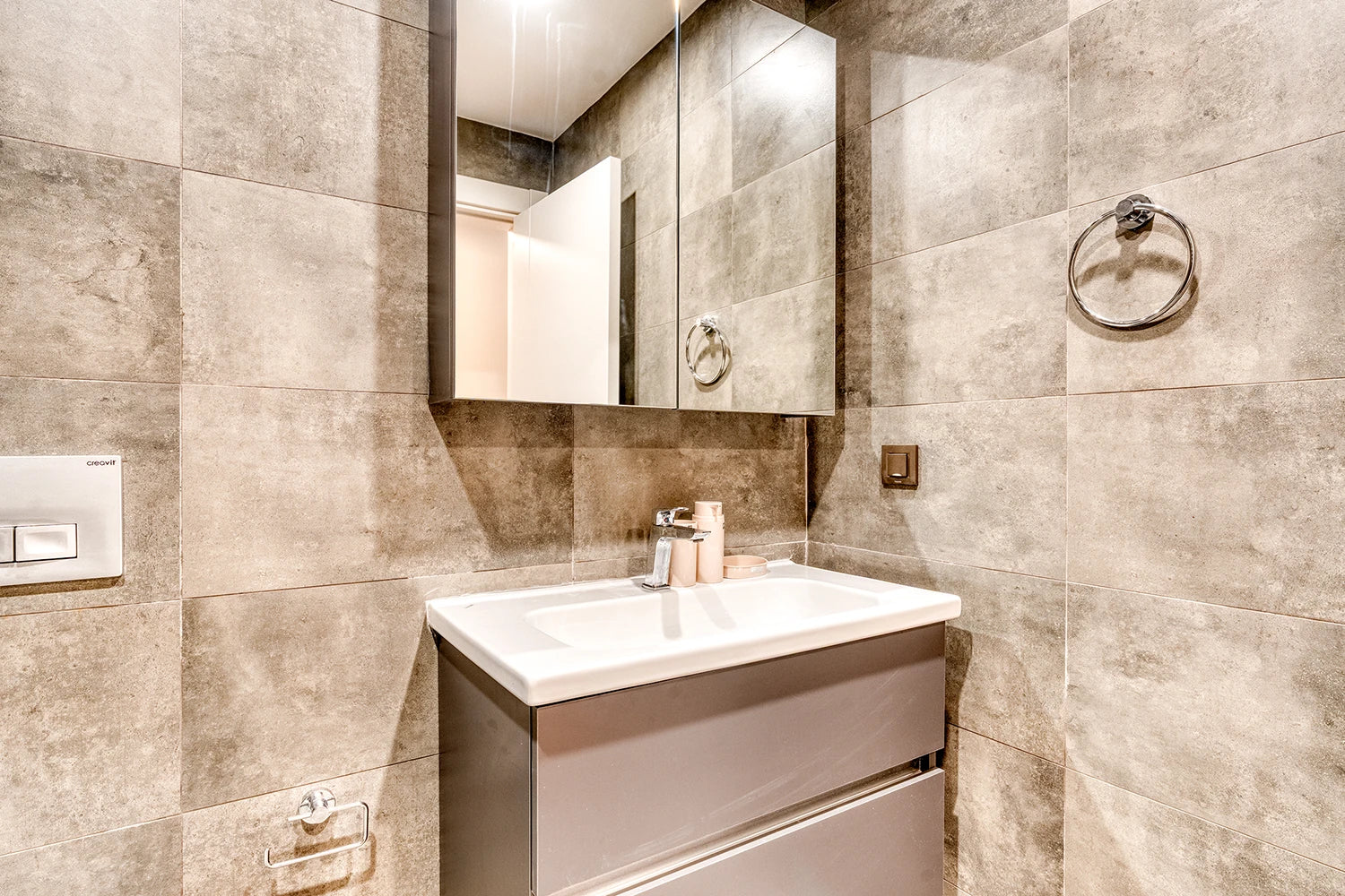 Banyo 2